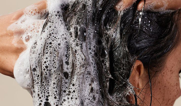 How to Get rid of dry scalp in easy steps